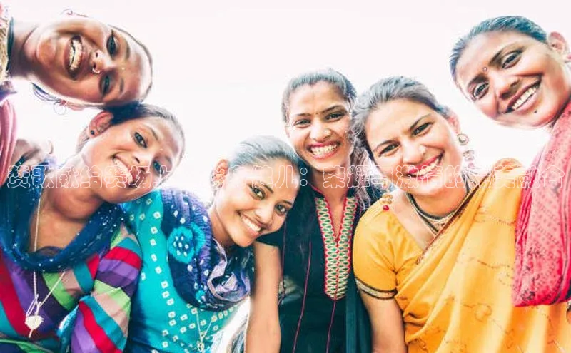 赞歌献给赛场上的龙舟健儿：荣耀与激情的完美融合